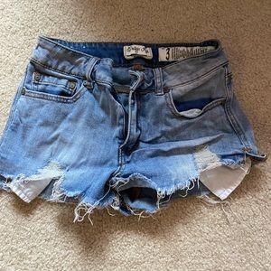 Indigo Rein blue Jean shorts. Size 3.